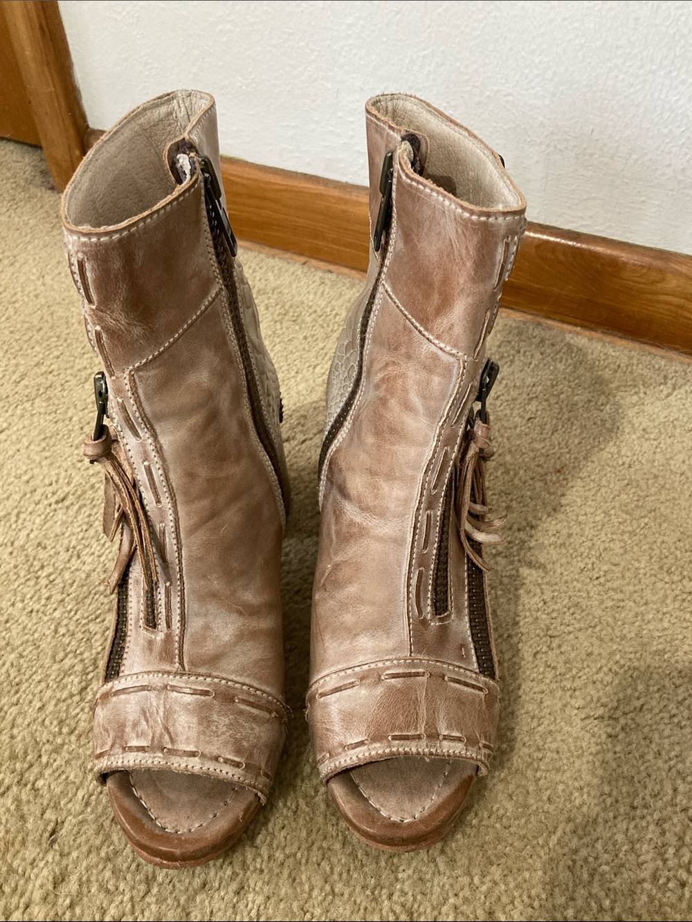 Freebird Zombi open toe booties Size 9 - Picture 2 of 6